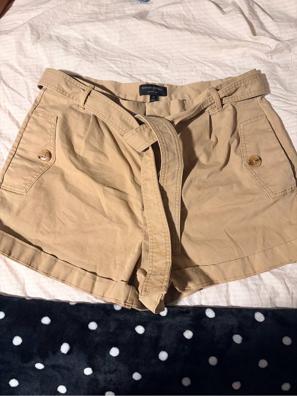 Banana Republic Beige Belted Utility Shorts